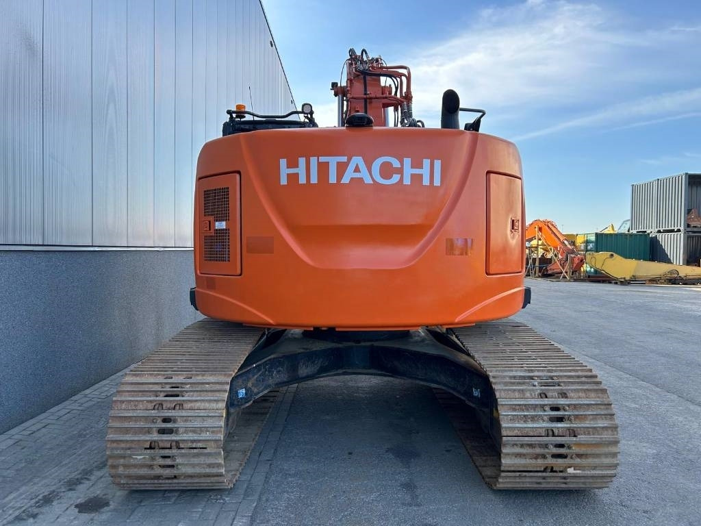 Hitachi ZX 225 US LC-6 - Paletli ekskavatör: fotoğraf 4 Hitachi ZX 225 US LC-6 - Paletli ekskavatör: fotoğraf 4