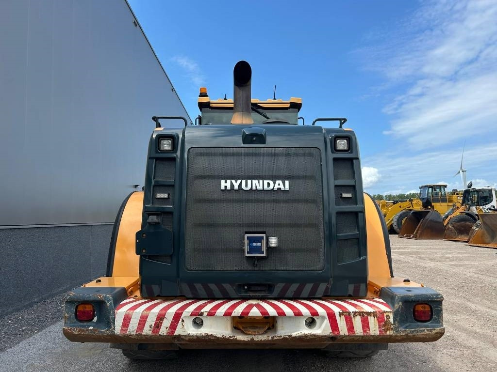 Hyundai HL 970 - Tekerlekli yükleyici: fotoğraf 4 Hyundai HL 970 - Tekerlekli yükleyici: fotoğraf 4