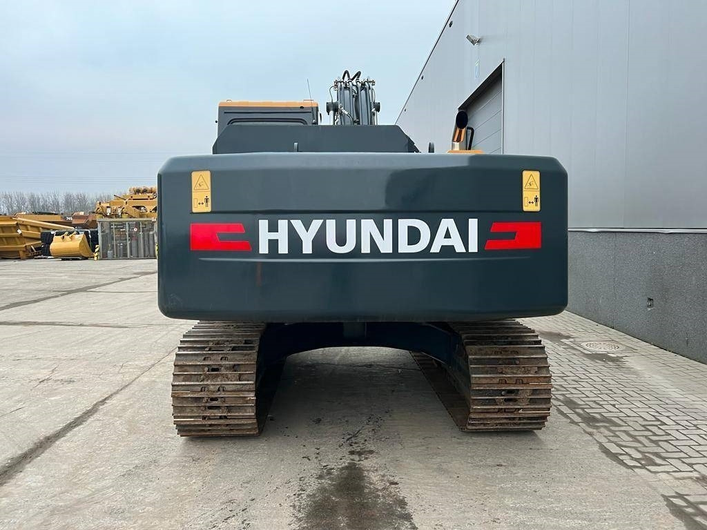 Hyundai R 210 - Paletli ekskavatör: fotoğraf 4 Hyundai R 210 - Paletli ekskavatör: fotoğraf 4