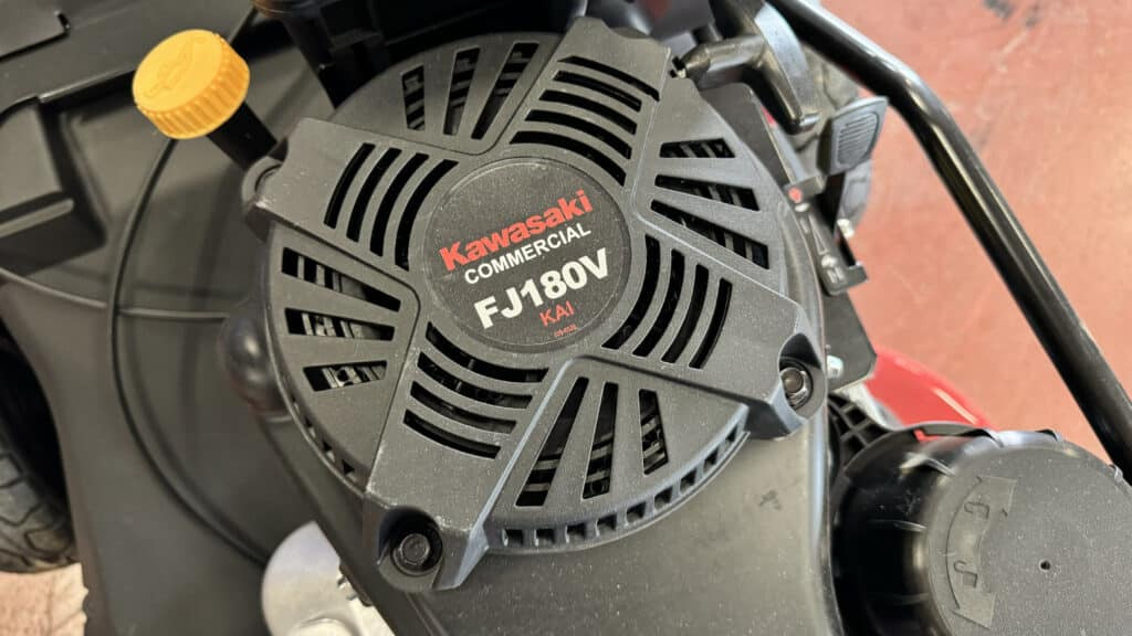 Yeni Çim biçme makinesi Toro 22207 – Turfmaster: fotoğraf 6