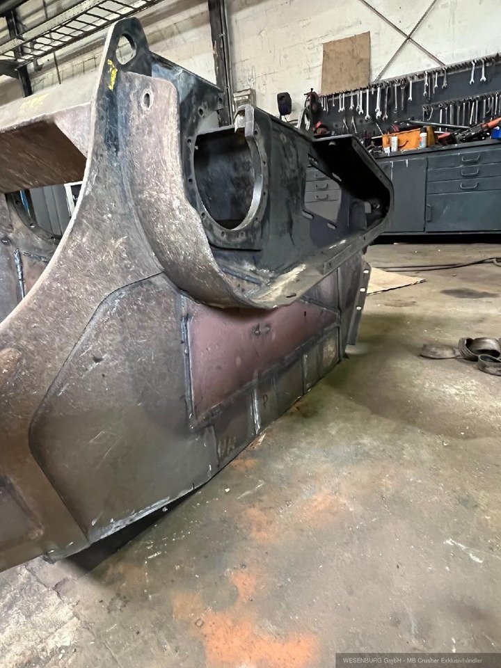 MB Crusher C50, BF60, BF70, BF80, BF90 Brecherlöffel Reparaturen - Löffelinstandsetzung - Kova - İş makinaları: fotoğraf 3 MB Crusher C50, BF60, BF70, BF80, BF90 Brecherlöffel Reparaturen - Löffelinstandsetzung - Kova - İş makinaları: fotoğraf 3