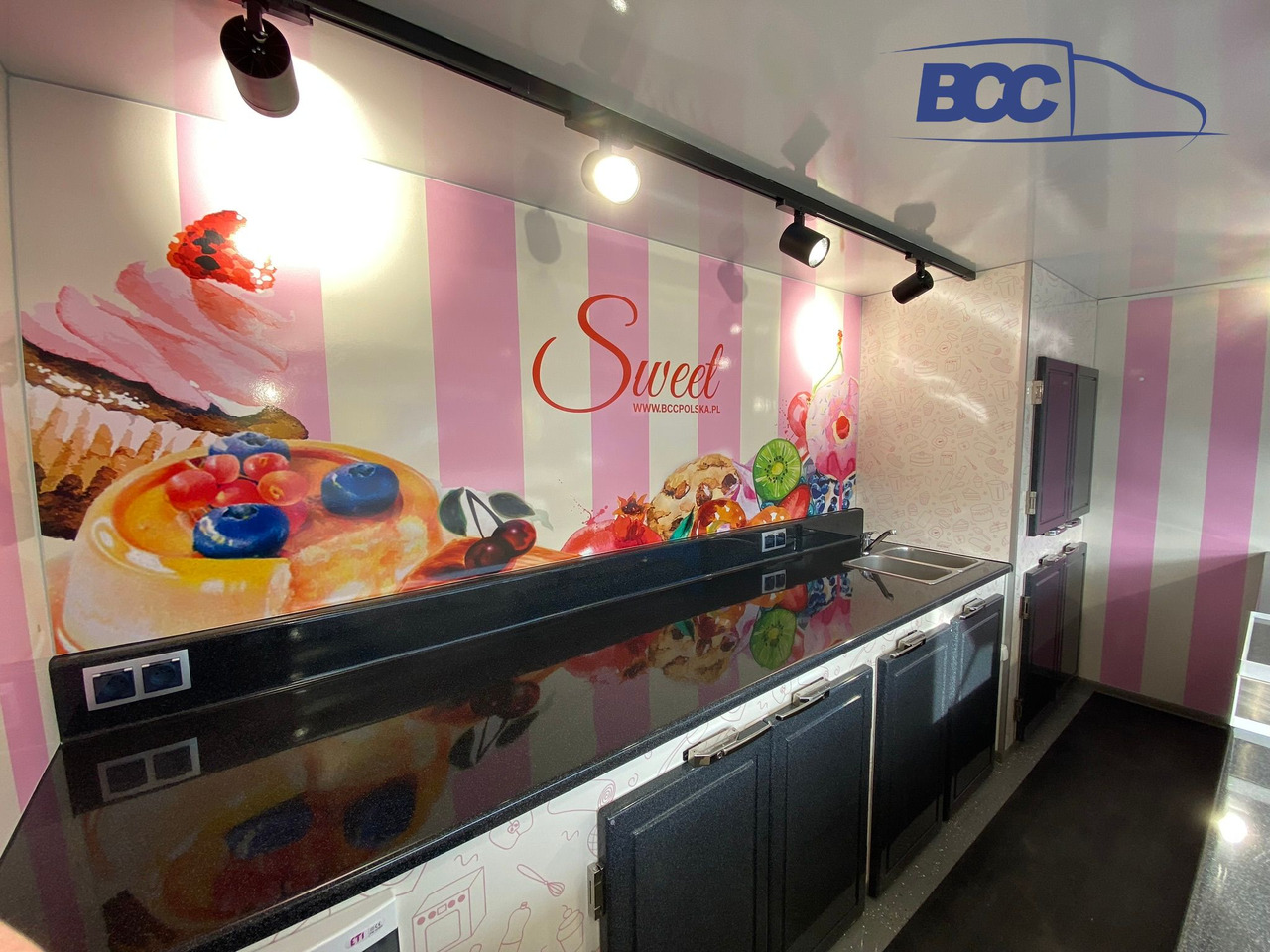 BCC POLSKA - FOOD TRUCK - MOBILNA LODZIARNIA, PEUGEOT BOXER - Gida kamyon: fotoğraf 4 BCC POLSKA - FOOD TRUCK - MOBILNA LODZIARNIA, PEUGEOT BOXER - Gida kamyon: fotoğraf 4
