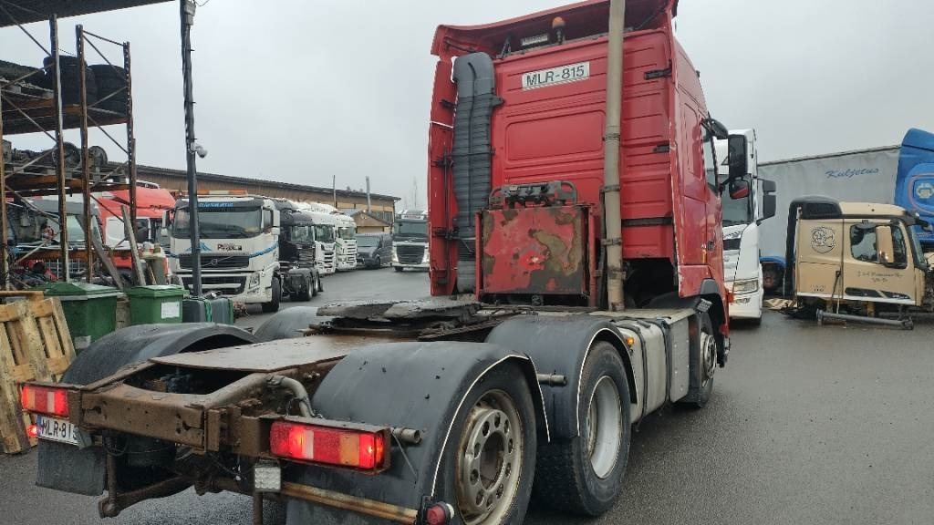 Volvo FH480 6x2 takateli veturi, hydrauliikka,manuaali - Çekici: fotoğraf 2 Volvo FH480 6x2 takateli veturi, hydrauliikka,manuaali - Çekici: fotoğraf 2