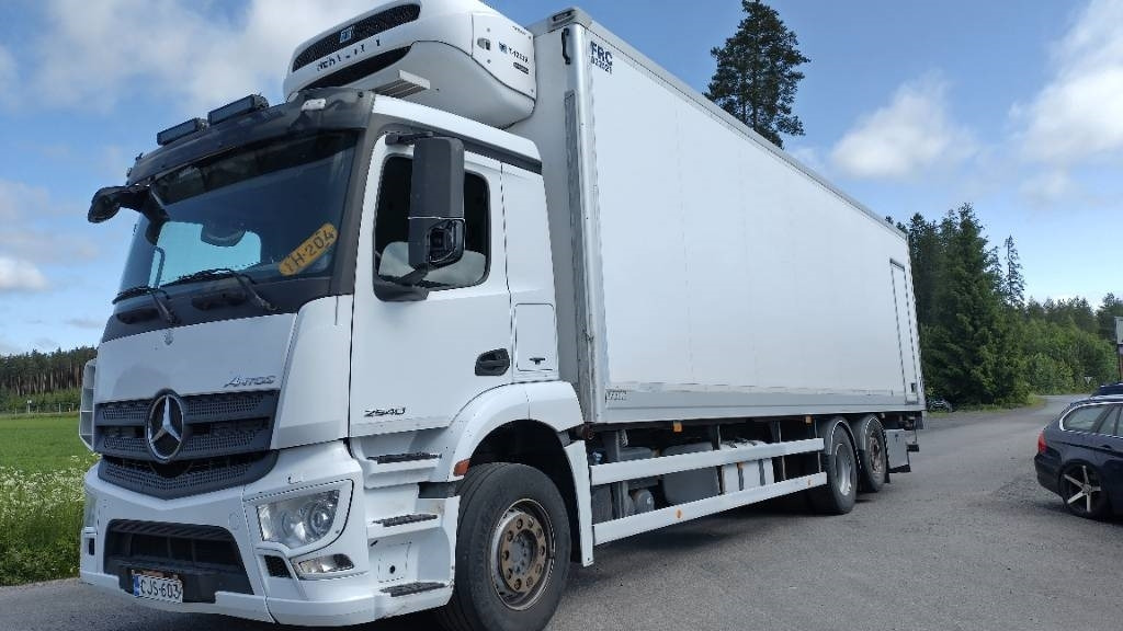 Mercedes-Benz Antos 2540 9,5m kylmäkori,Frc 2027  - Refrijeratör kamyon: fotoğraf 1 Mercedes-Benz Antos 2540 9,5m kylmäkori,Frc 2027  - Refrijeratör kamyon: fotoğraf 1