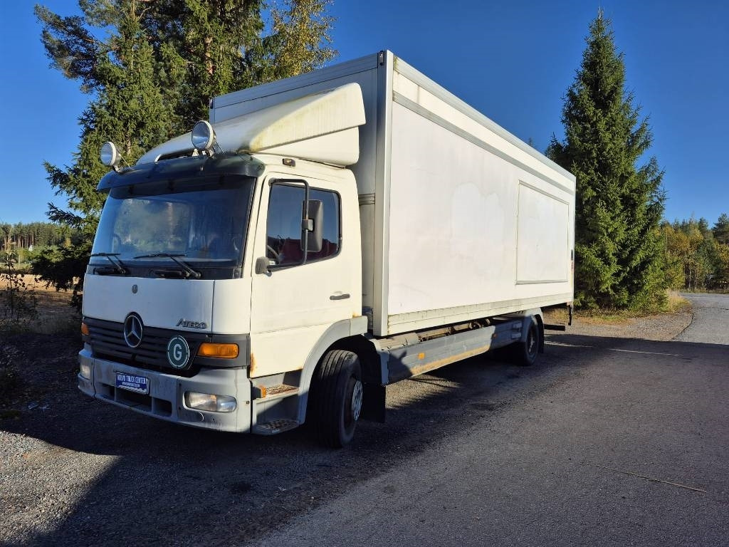 Mercedes-Benz Atego 1223 umpikori+pl nostin  - Kapalı kasa kamyon: fotoğraf 1 Mercedes-Benz Atego 1223 umpikori+pl nostin  - Kapalı kasa kamyon: fotoğraf 1