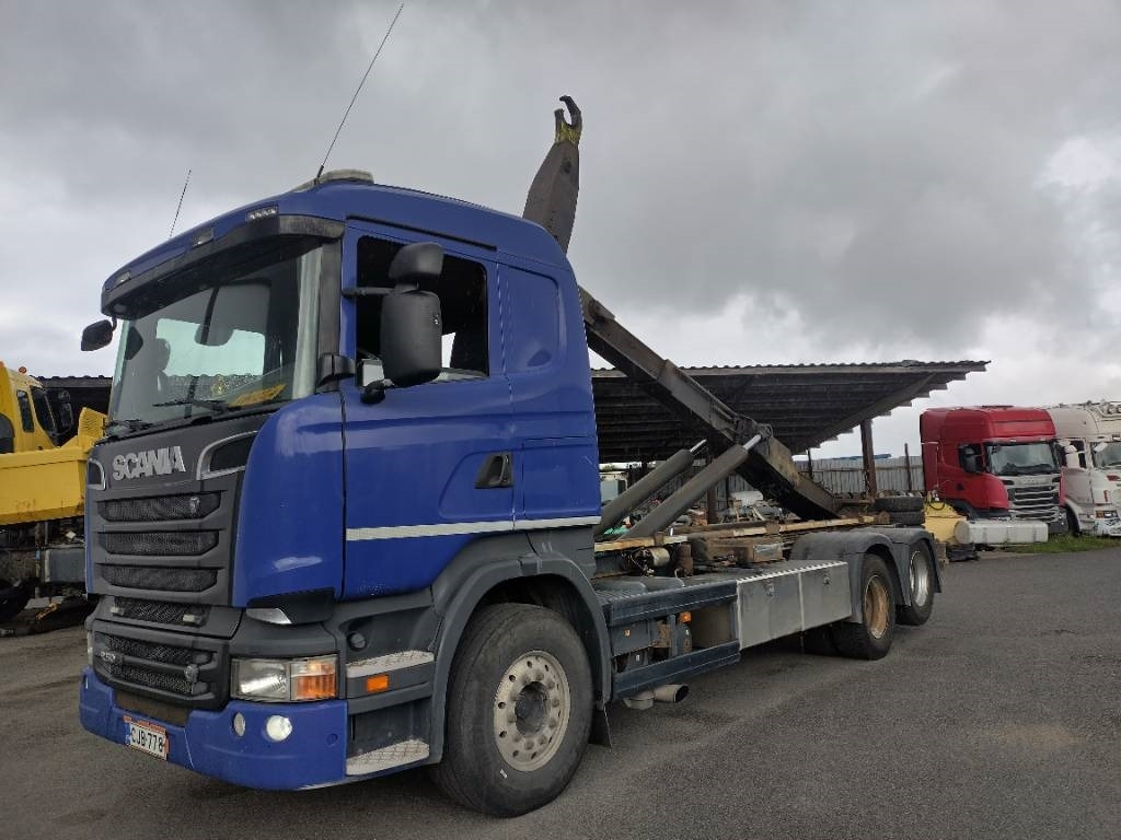 Scania R500 6x2 Tam koukkulaite, rautajouset,manuaali - Kancalı yükleyici kamyon: fotoğraf 1 Scania R500 6x2 Tam koukkulaite, rautajouset,manuaali - Kancalı yükleyici kamyon: fotoğraf 1