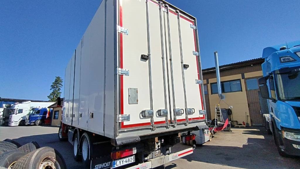 Scania R500 6x2 kylmäkaappi  - Refrijeratör kamyon: fotoğraf 5 Scania R500 6x2 kylmäkaappi  - Refrijeratör kamyon: fotoğraf 5