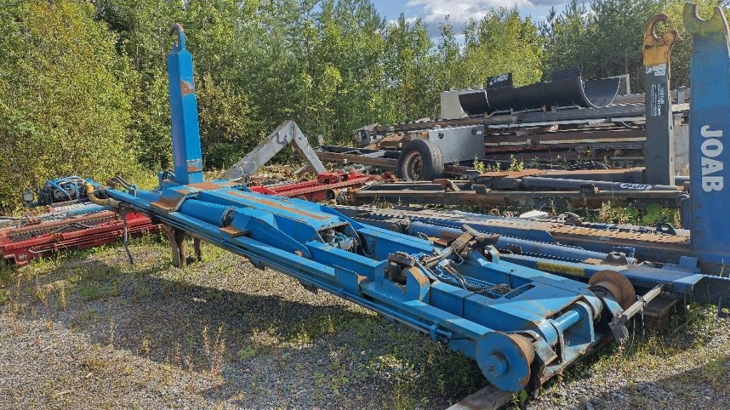 VAK Koukkulaite 22tn 6,6m - Kancalı yükleyici/ Hidrolift: fotoğraf 4 VAK Koukkulaite 22tn 6,6m - Kancalı yükleyici/ Hidrolift: fotoğraf 4