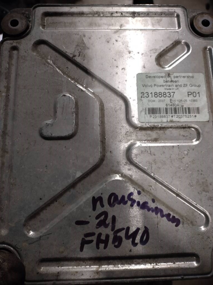 Volvo Moottori ecu - Elektrik sistemi - Kamyon: fotoğraf 2 Volvo Moottori ecu - Elektrik sistemi - Kamyon: fotoğraf 2