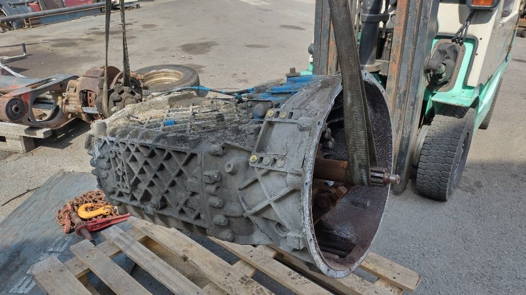 ZF 16s1920 TD vaihteisto - Vites kutusu - Kamyon: fotoğraf 1 ZF 16s1920 TD vaihteisto - Vites kutusu - Kamyon: fotoğraf 1