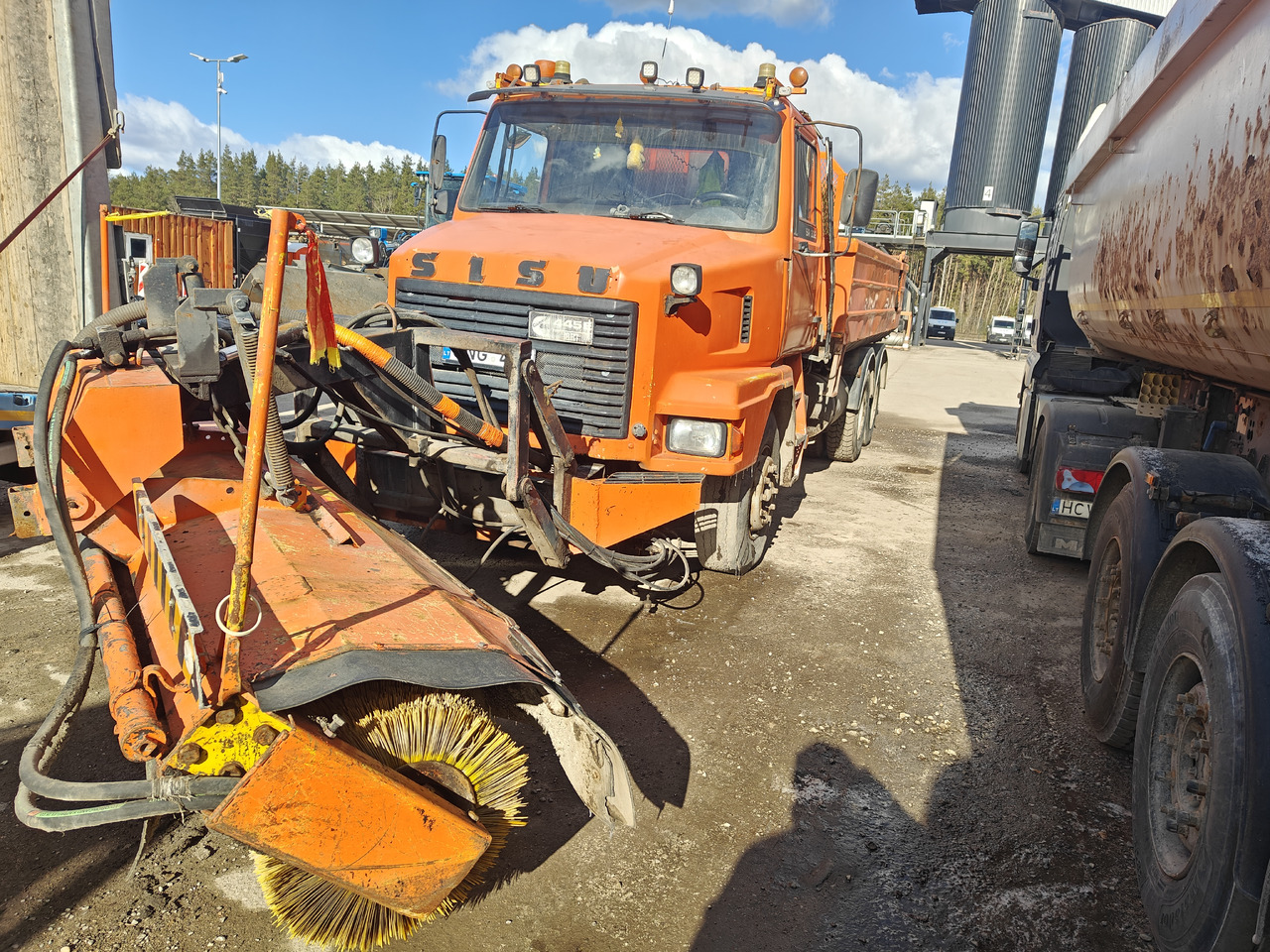 SISU SR 332 - Damperli kamyon: fotoğraf 3 SISU SR 332 - Damperli kamyon: fotoğraf 3