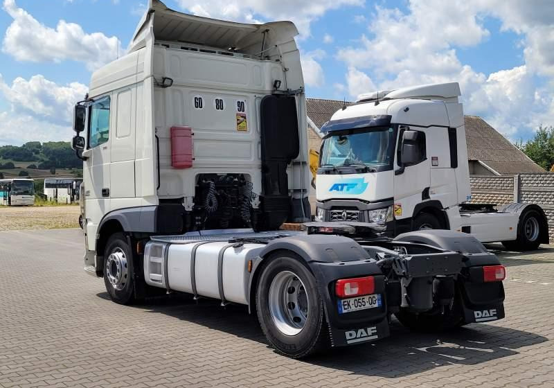DAF XF510 SPACE CAB / SPROWADZONY / MANUAL / RETARDER finansal kiralama DAF XF510 SPACE CAB / SPROWADZONY / MANUAL / RETARDER: fotoğraf 11