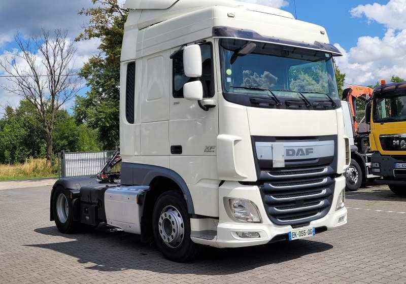 DAF XF510 SPACE CAB / SPROWADZONY / MANUAL / RETARDER finansal kiralama DAF XF510 SPACE CAB / SPROWADZONY / MANUAL / RETARDER: fotoğraf 6
