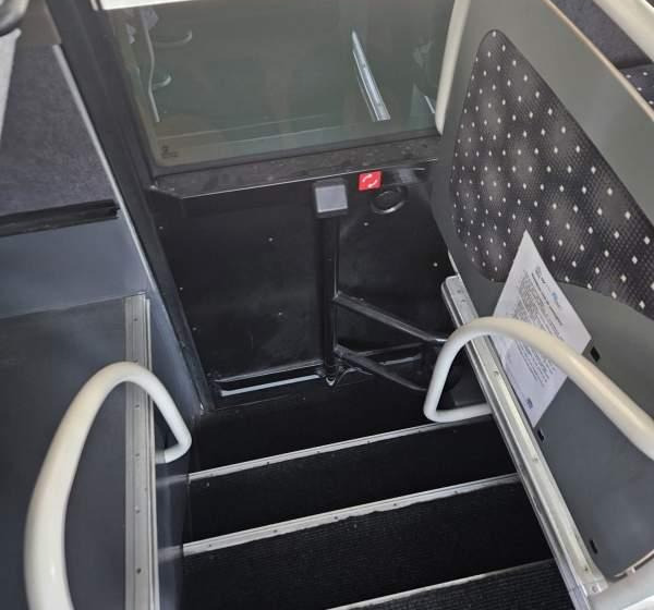 Irisbus ARWAY / KLIMATYZACJA/ PODWÓJNE SZYBY BOCZNE - Şehirlerarası otobüs: fotoğraf 3 Irisbus ARWAY / KLIMATYZACJA/ PODWÓJNE SZYBY BOCZNE - Şehirlerarası otobüs: fotoğraf 3