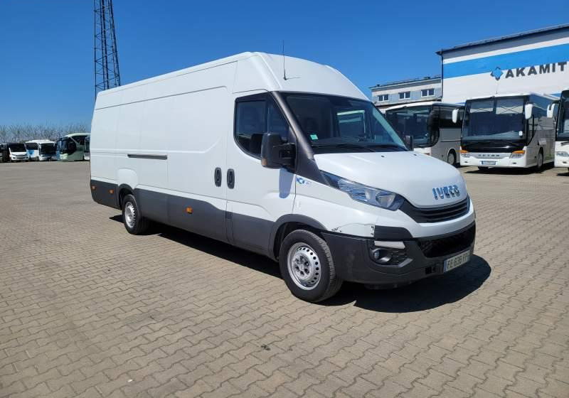Iveco DAILY 35-140 / SPROWADZONY Z FRANCJI / TEMPOMAT - Panelvan: fotoğraf 4 Iveco DAILY 35-140 / SPROWADZONY Z FRANCJI / TEMPOMAT - Panelvan: fotoğraf 4