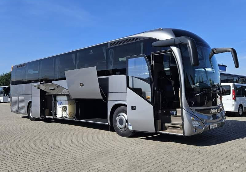 Iveco MAGELYS HD / SPROWADZONY/ MANUAL/ EURO 6 - Turistik otobüs: fotoğraf 3 Iveco MAGELYS HD / SPROWADZONY/ MANUAL/ EURO 6 - Turistik otobüs: fotoğraf 3