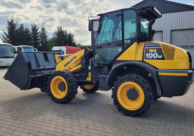 Komatsu WA1 100M / SPROWADZONA Z FRANCJI/ 6 300 MTH - Tekerlekli yükleyici: fotoğraf 3 Komatsu WA1 100M / SPROWADZONA Z FRANCJI/ 6 300 MTH - Tekerlekli yükleyici: fotoğraf 3