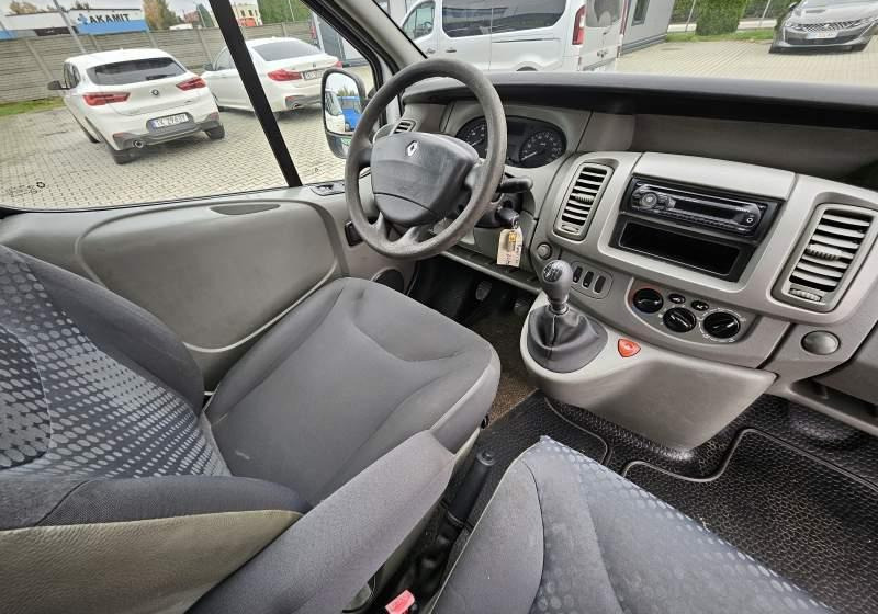 Renault TRAFIC 2.0 DCI 90 COMBI L2H1 / SPROWADZONY - Minibüs, Minivan: fotoğraf 4 Renault TRAFIC 2.0 DCI 90 COMBI L2H1 / SPROWADZONY - Minibüs, Minivan: fotoğraf 4