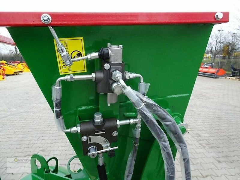 Vemac Holzhäcksler Agrifarm WOD11H Holzschredder Häcksler Hydraulik, bis 13cm Holzeinzug - Ağaç parçalama makinesi: fotoğraf 2 Vemac Holzhäcksler Agrifarm WOD11H Holzschredder Häcksler Hydraulik, bis 13cm Holzeinzug - Ağaç parçalama makinesi: fotoğraf 2