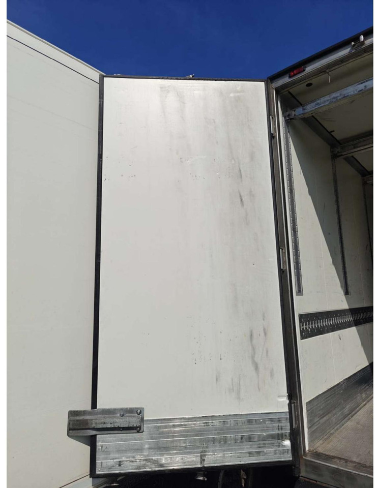 2018 Krone SDR Double Deck Cool Liner FP45 ThermoKing SLXi 300 Lifting Axle - Frigorifik dorse: fotoğraf 3 2018 Krone SDR Double Deck Cool Liner FP45 ThermoKing SLXi 300 Lifting Axle - Frigorifik dorse: fotoğraf 3
