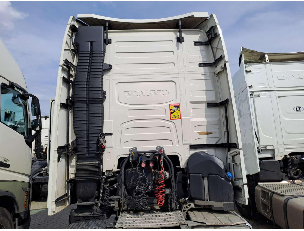 2023 Volvo FH 460 Globetrotter XL Varios i-Save - Çekici: fotoğraf 4 2023 Volvo FH 460 Globetrotter XL Varios i-Save - Çekici: fotoğraf 4