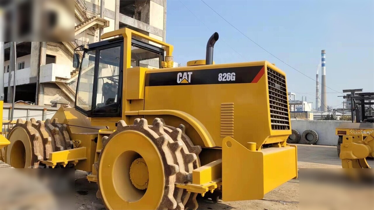 CATERPILLAR 826G - Kompaktör: fotoğraf 3 CATERPILLAR 826G - Kompaktör: fotoğraf 3