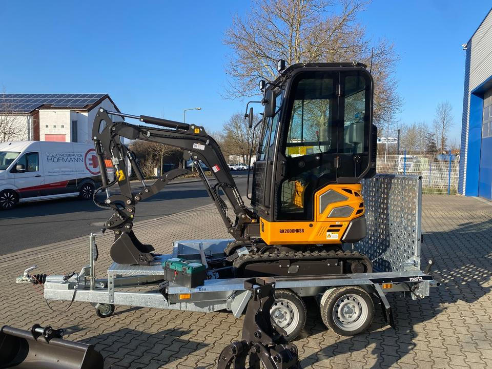 Minibagger BK2000NKSR + Tieflader + Zubehör *INKL.19% MWST*BERGER KRAUS*KUBOTA* KLIMA*SCHWENKARM*VERSTELLFAHRWERK* - Mini ekskavatör, Römork: fotoğraf 4 Minibagger BK2000NKSR + Tieflader + Zubehör *INKL.19% MWST*BERGER KRAUS*KUBOTA* KLIMA*SCHWENKARM*VERSTELLFAHRWERK* - Mini ekskavatör, Römork: fotoğraf 4