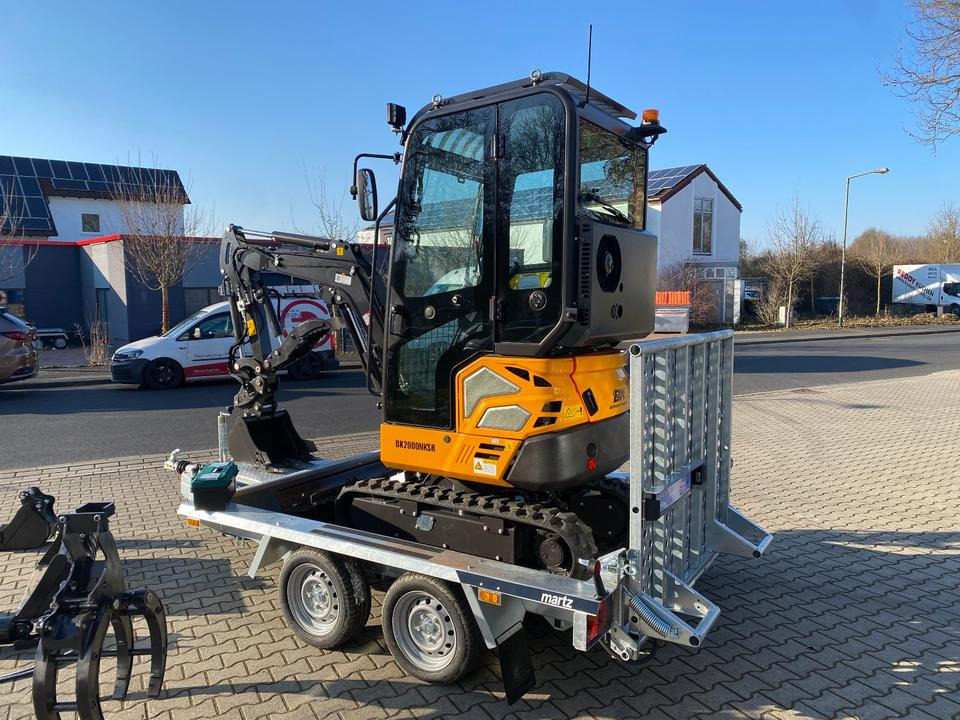 Minibagger BK2000NKSR + Tieflader + Zubehör *INKL.19% MWST*BERGER KRAUS*KUBOTA* KLIMA*SCHWENKARM*VERSTELLFAHRWERK* - Mini ekskavatör, Römork: fotoğraf 5 Minibagger BK2000NKSR + Tieflader + Zubehör *INKL.19% MWST*BERGER KRAUS*KUBOTA* KLIMA*SCHWENKARM*VERSTELLFAHRWERK* - Mini ekskavatör, Römork: fotoğraf 5