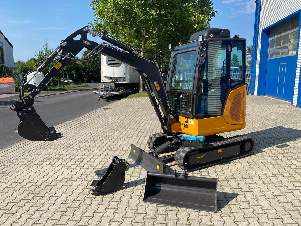 Minibagger BK2800ASR inkl. Schaufelpaket *INKL.19% MWST*BERGER KRAUS*KUBOTA*SCHWENKARM* VERSTELLFAHRWERK*KLIMA* - Mini ekskavatör: fotoğraf 2 Minibagger BK2800ASR inkl. Schaufelpaket *INKL.19% MWST*BERGER KRAUS*KUBOTA*SCHWENKARM* VERSTELLFAHRWERK*KLIMA* - Mini ekskavatör: fotoğraf 2
