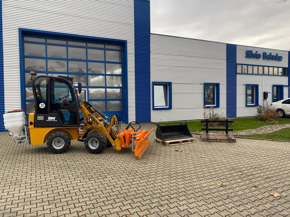 Radlader/Hoflader BK906 mit Kabine inkl. Winter-Komplettpaket *INKL.19% MWST.*BERGER KRAUS*PERKINS*EURO*SOFORT!* - Belden kırmalı yükleyici: fotoğraf 2 Radlader/Hoflader BK906 mit Kabine inkl. Winter-Komplettpaket *INKL.19% MWST.*BERGER KRAUS*PERKINS*EURO*SOFORT!* - Belden kırmalı yükleyici: fotoğraf 2