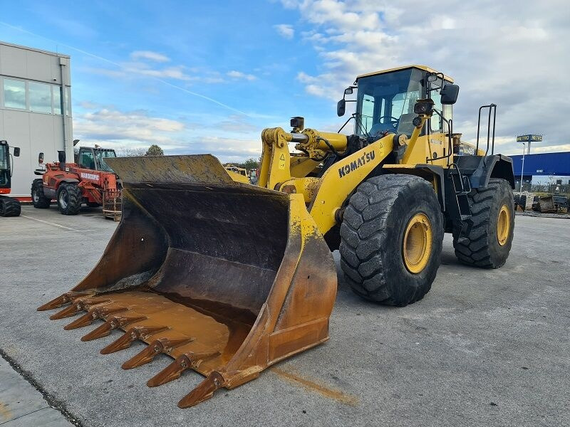 Komatsu WA480-5 - Tekerlekli yükleyici: fotoğraf 1 Komatsu WA480-5 - Tekerlekli yükleyici: fotoğraf 1