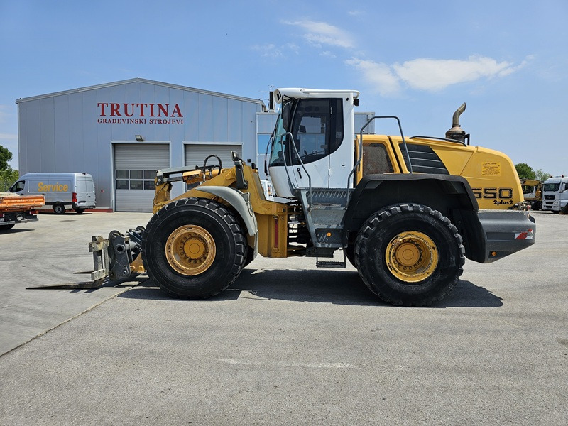 LIEBHERR L550 - Tekerlekli yükleyici: fotoğraf 2 LIEBHERR L550 - Tekerlekli yükleyici: fotoğraf 2