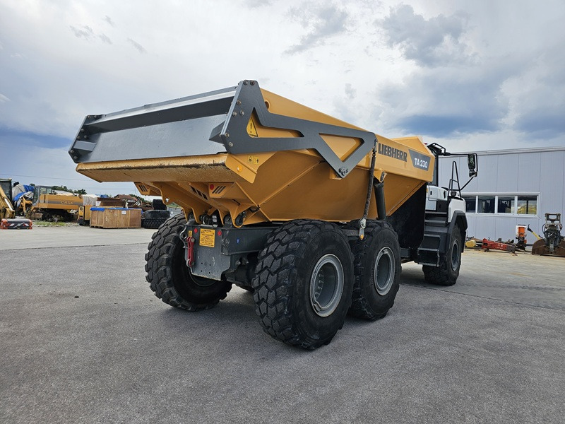 LIEBHERR TA230 Litronic - Belden kırma kaya kamyonu: fotoğraf 3 LIEBHERR TA230 Litronic - Belden kırma kaya kamyonu: fotoğraf 3