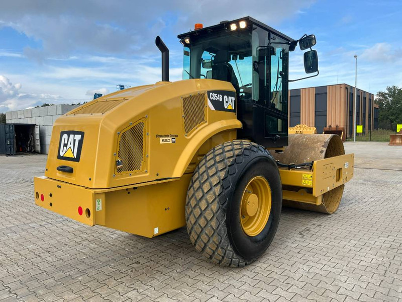 Cat CS 54 B - Silindir makinesi: fotoğraf 3 Cat CS 54 B - Silindir makinesi: fotoğraf 3