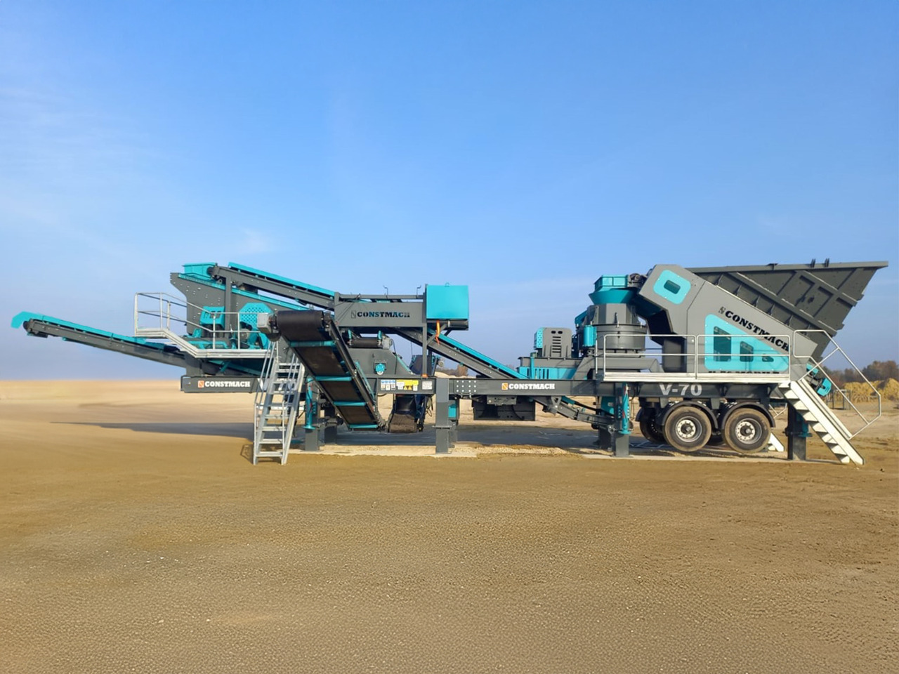 Constmach 100-150 Ton Capacity Mobile Vertical Shaft Impact Crusher - Mobil konkasör tesisi: fotoğraf 1 Constmach 100-150 Ton Capacity Mobile Vertical Shaft Impact Crusher - Mobil konkasör tesisi: fotoğraf 1