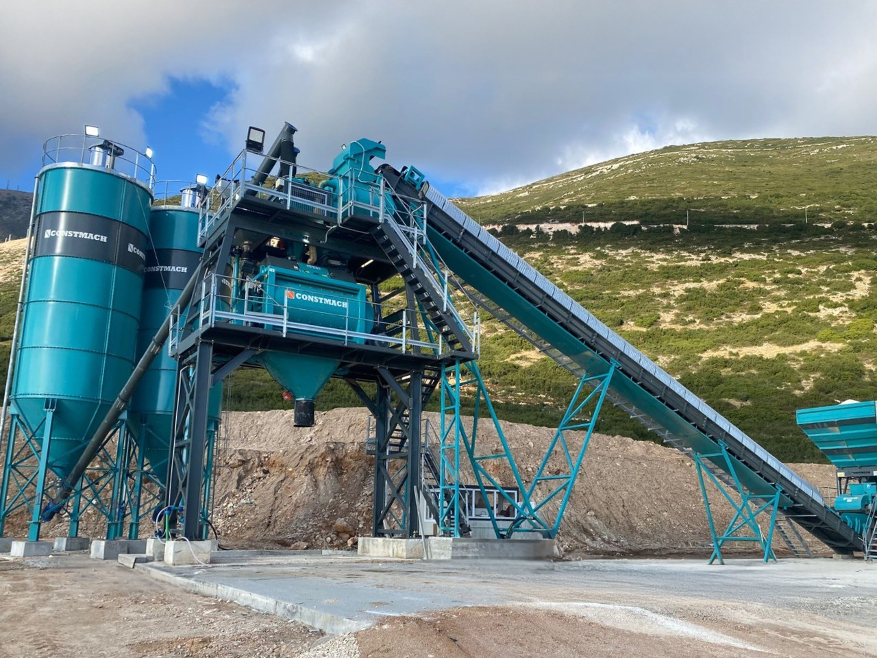 Constmach 120 m³/h Stationary Concrete Batching Plant - Beton santrali: fotoğraf 1 Constmach 120 m³/h Stationary Concrete Batching Plant - Beton santrali: fotoğraf 1