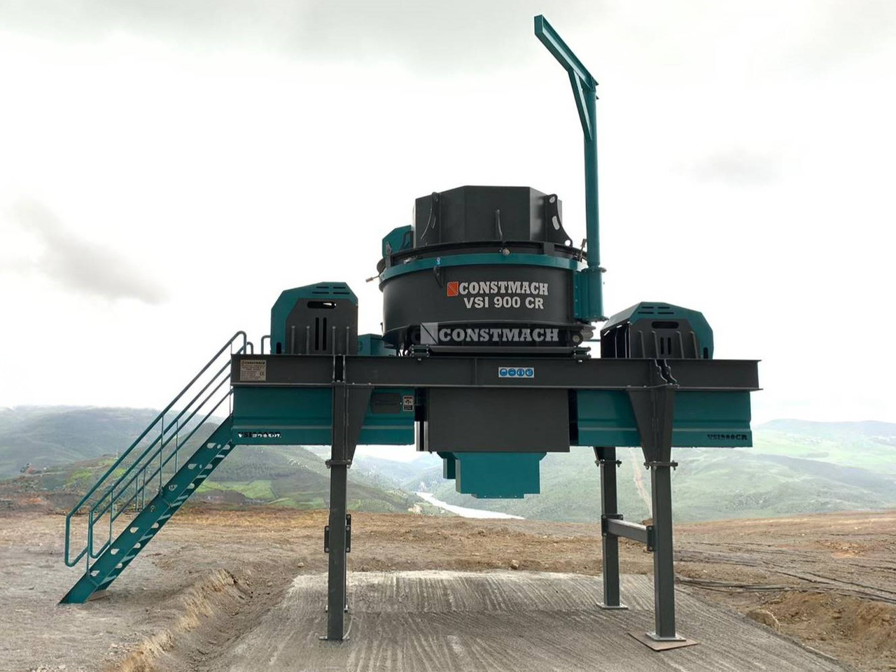 Constmach Vertical Shaft Impact Crusher with a Capacity of 65 to 400 T/H - Darbeli kırıcı: fotoğraf 5 Constmach Vertical Shaft Impact Crusher with a Capacity of 65 to 400 T/H - Darbeli kırıcı: fotoğraf 5