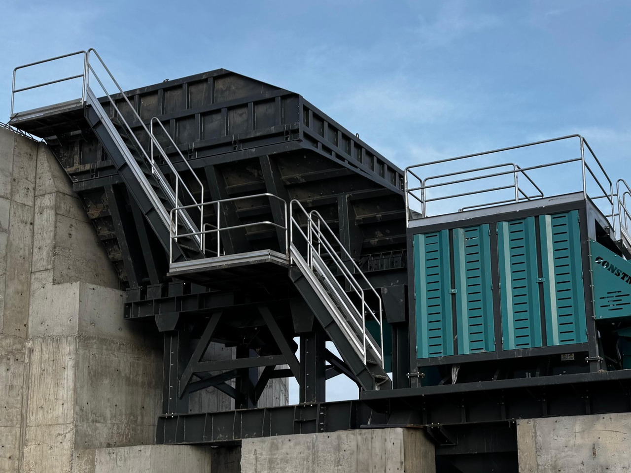 Constmach Vibrating Bunker Feeder In Capacities From 80 To 500 Tons - Madencilik makinesi: fotoğraf 5 Constmach Vibrating Bunker Feeder In Capacities From 80 To 500 Tons - Madencilik makinesi: fotoğraf 5