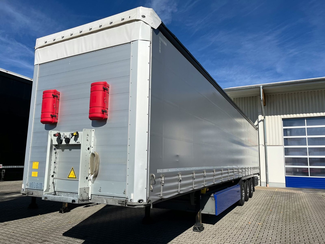 Schmitz Cargobull SCS 24 Bordwand - Tenteli dorse: fotoğraf 2 Schmitz Cargobull SCS 24 Bordwand - Tenteli dorse: fotoğraf 2