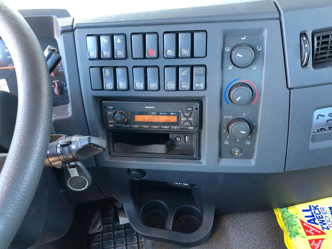 Kancalı yükleyici kamyon Volvo FE 350 6x2 Lenkachse*Alufelgen*HIAB*AHK*Klima: fotoğraf 15 Kancalı yükleyici kamyon Volvo FE 350 6x2 Lenkachse*Alufelgen*HIAB*AHK*Klima: fotoğraf 15