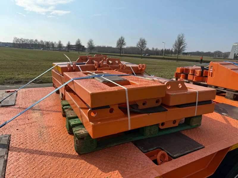 Alçak çerçeveli platform dorse Goldhofer STZ-VL4 46-80A: fotoğraf 11