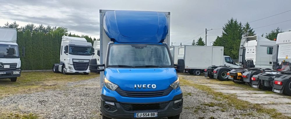 Iveco Daily 70C18 - Kapalı kasa kamyon: fotoğraf 2 Iveco Daily 70C18 - Kapalı kasa kamyon: fotoğraf 2