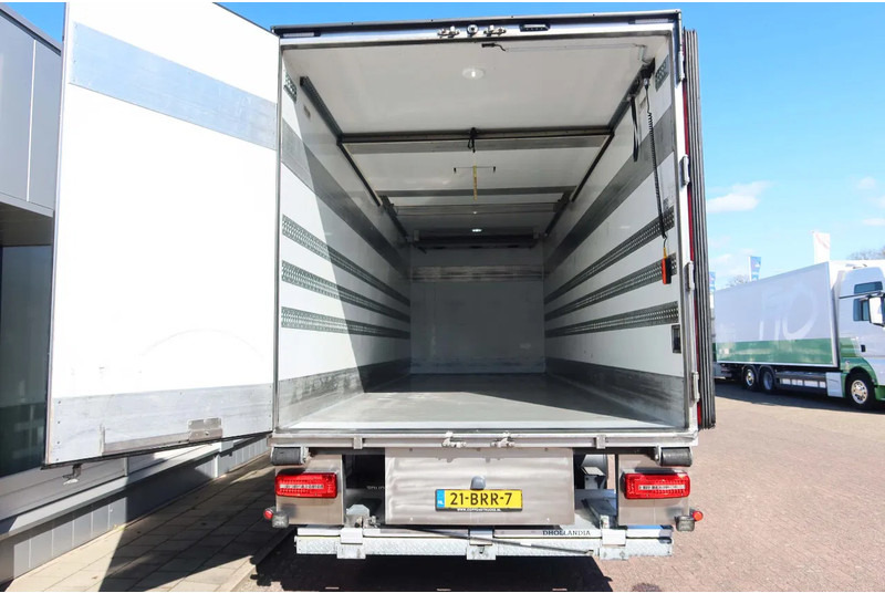DAF CF 300 Koel/Vries Carrier iceland + Dhollandia 2500KG klep trenn wand - Refrijeratör kamyon: fotoğraf 3 DAF CF 300 Koel/Vries Carrier iceland + Dhollandia 2500KG klep trenn wand - Refrijeratör kamyon: fotoğraf 3