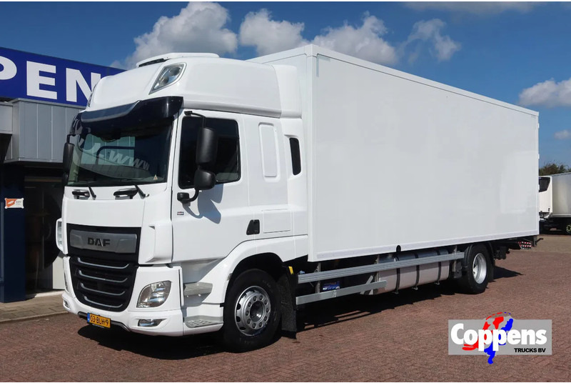 DAF CF 410 Bak+Klep Dhollandia 2.000 kg Slaapcabine - Kapalı kasa kamyon: fotoğraf 1 DAF CF 410 Bak+Klep Dhollandia 2.000 kg Slaapcabine - Kapalı kasa kamyon: fotoğraf 1