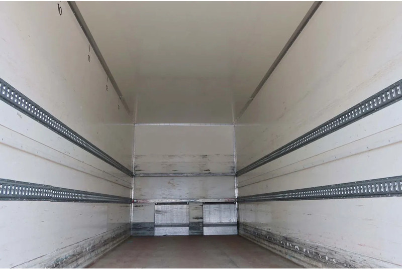 DAF CF 410 Bakwagen + Onderschuif klep - Kapalı kasa kamyon: fotoğraf 4 DAF CF 410 Bakwagen + Onderschuif klep - Kapalı kasa kamyon: fotoğraf 4