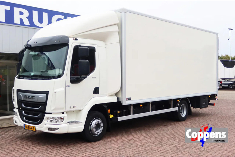 DAF LF 210 Bakwagen+ Dhollandia 1500 kg Comfort cabine - Kapalı kasa kamyon: fotoğraf 1 DAF LF 210 Bakwagen+ Dhollandia 1500 kg Comfort cabine - Kapalı kasa kamyon: fotoğraf 1