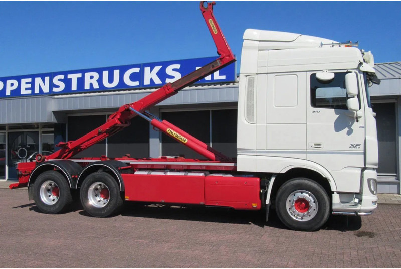 DAF XF 510 Fat 6x4 Euro 6 - Kancalı yükleyici kamyon: fotoğraf 2 DAF XF 510 Fat 6x4 Euro 6 - Kancalı yükleyici kamyon: fotoğraf 2