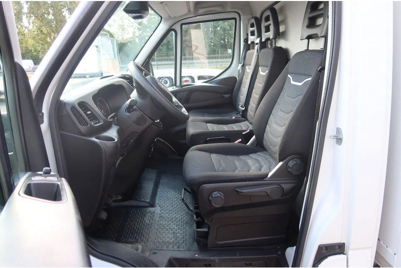 Iveco Daily 35S16 Bakwagen + Laadklep 750kg - Kapalı kasa kamyonet: fotoğraf 4 Iveco Daily 35S16 Bakwagen + Laadklep 750kg - Kapalı kasa kamyonet: fotoğraf 4