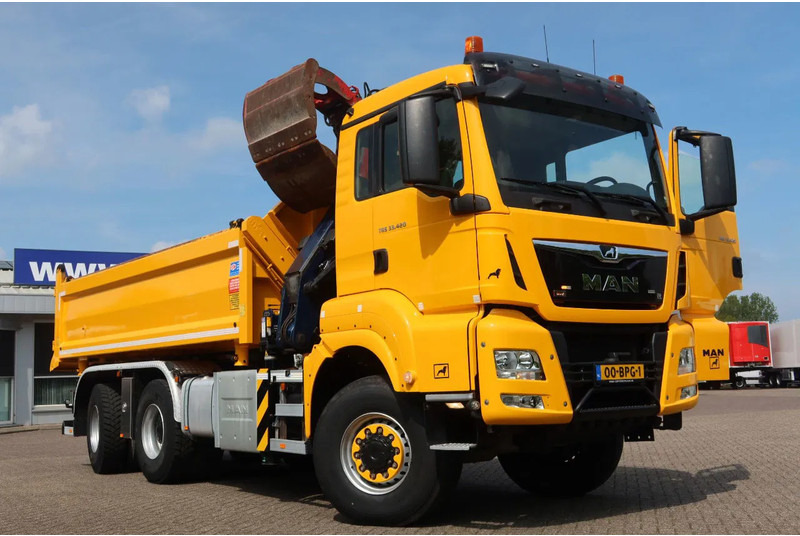 MAN TGS 33.420 2 Zijdige kipper + kraan 6x6 Stuur as - Vinçli kamyon: fotoğraf 2 MAN TGS 33.420 2 Zijdige kipper + kraan 6x6 Stuur as - Vinçli kamyon: fotoğraf 2