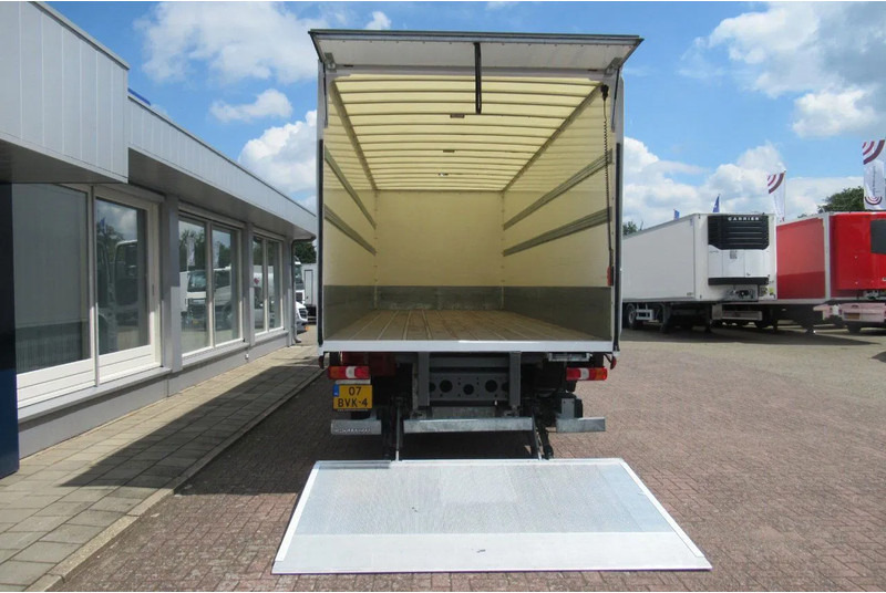 Mercedes-Benz Actros 1832 1832 LL 4x2 - Kapalı kasa kamyon: fotoğraf 3 Mercedes-Benz Actros 1832 1832 LL 4x2 - Kapalı kasa kamyon: fotoğraf 3